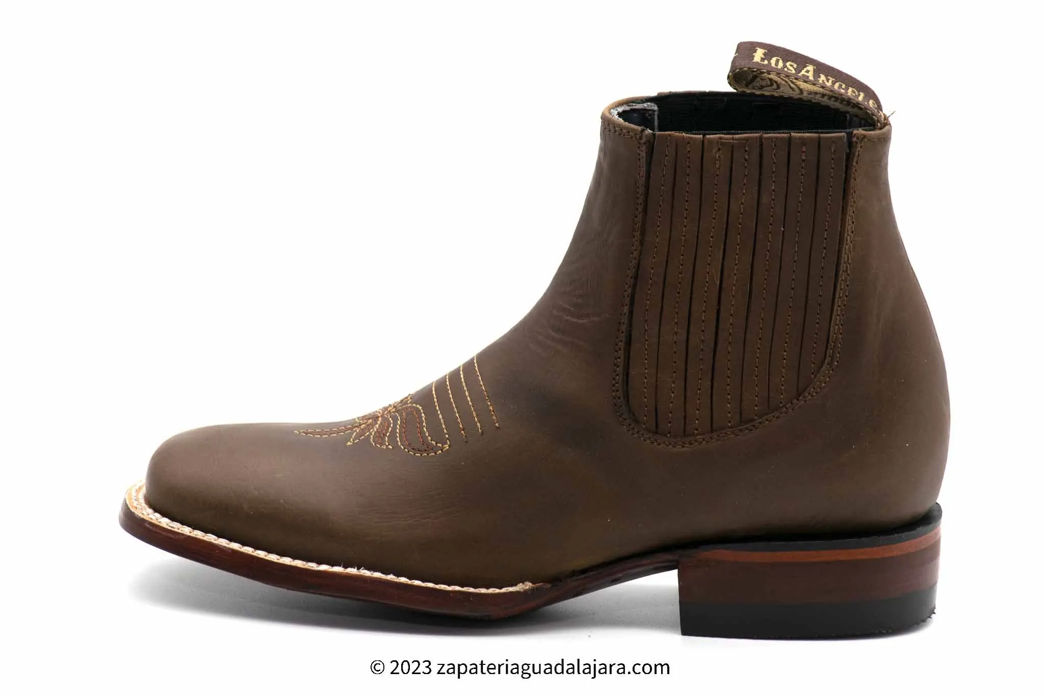 WOMEN'S WIDE SQUARE TOE CRAZY BROWN LEATHER BOOT - 202807