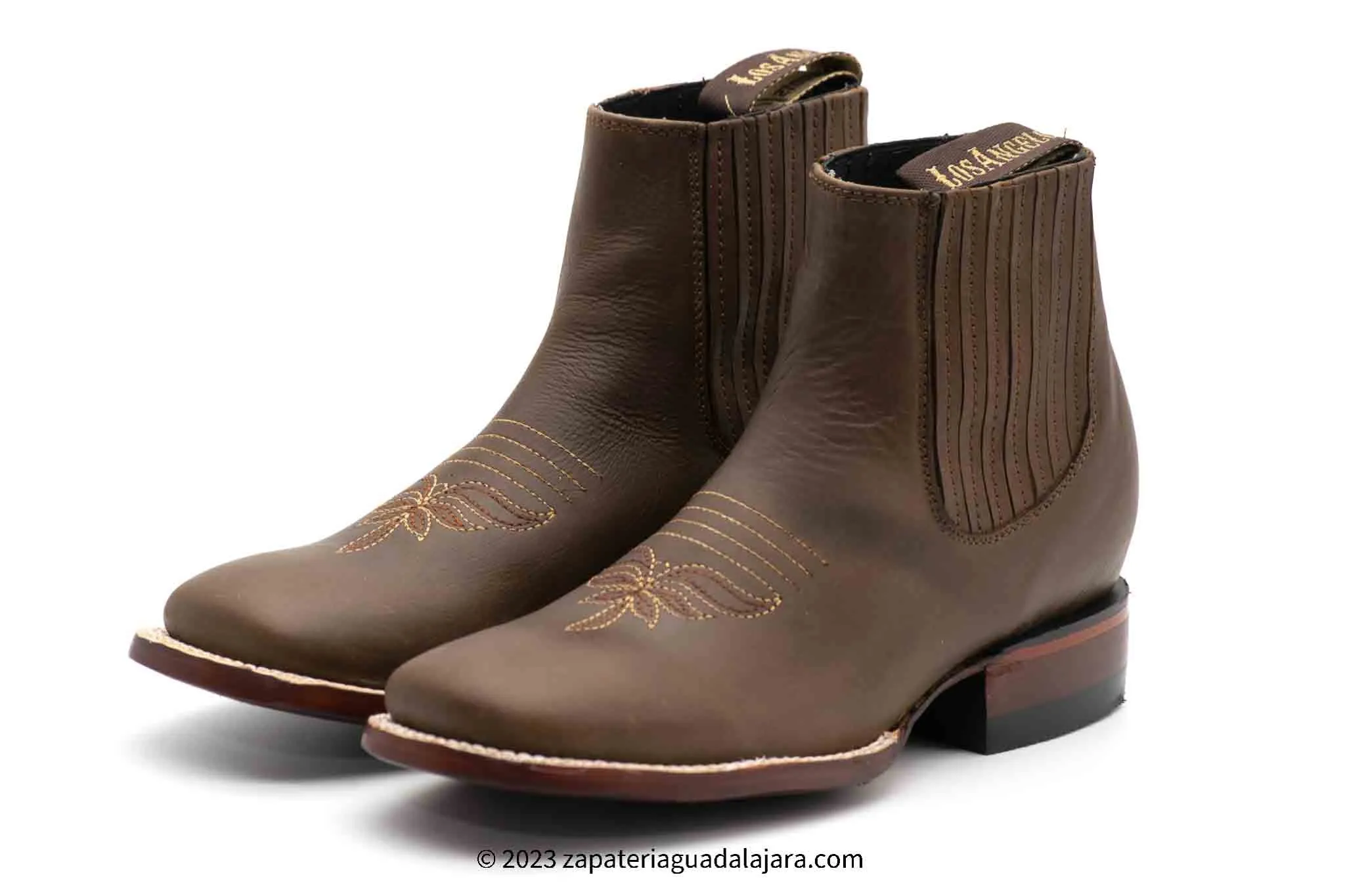WOMEN'S WIDE SQUARE TOE CRAZY BROWN LEATHER BOOT - 202807